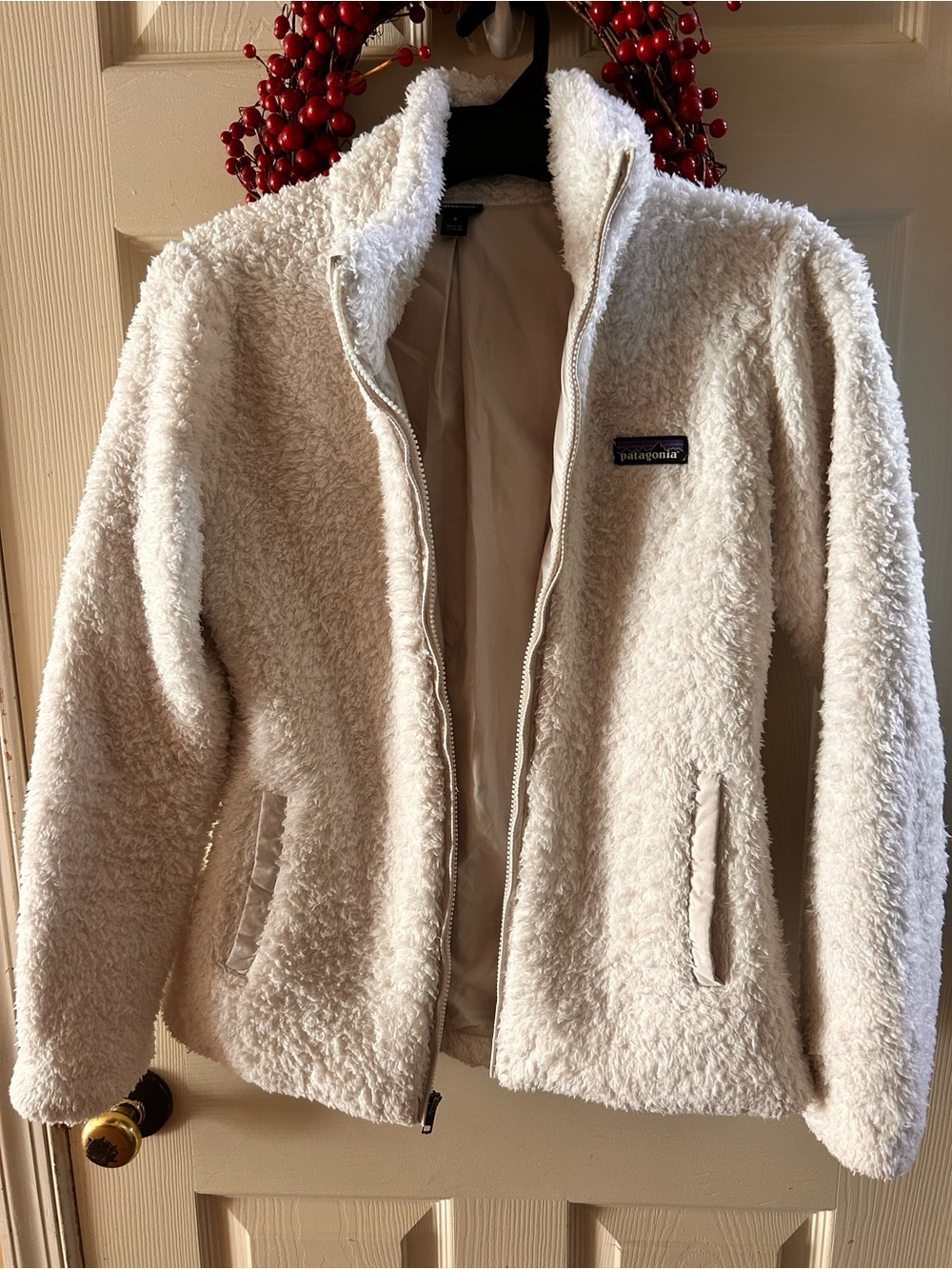 Patagonia Cream Sherpa Fleece Jacket - Women's Zip Front